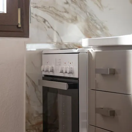 Irene's House Kalamítsion