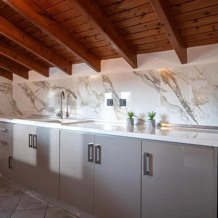 아파트호텔 Irene's House