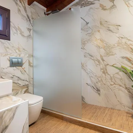 Irene's House 3* Kalamítsion